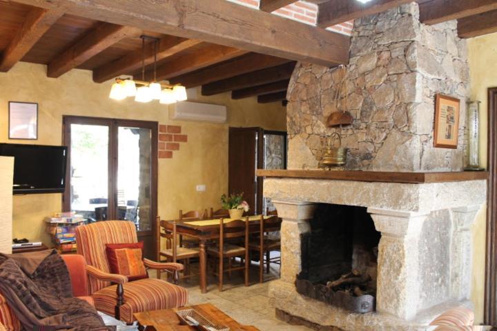 Cabachuelas I Casas Rurales San Miguel de Valero Bagian luar foto